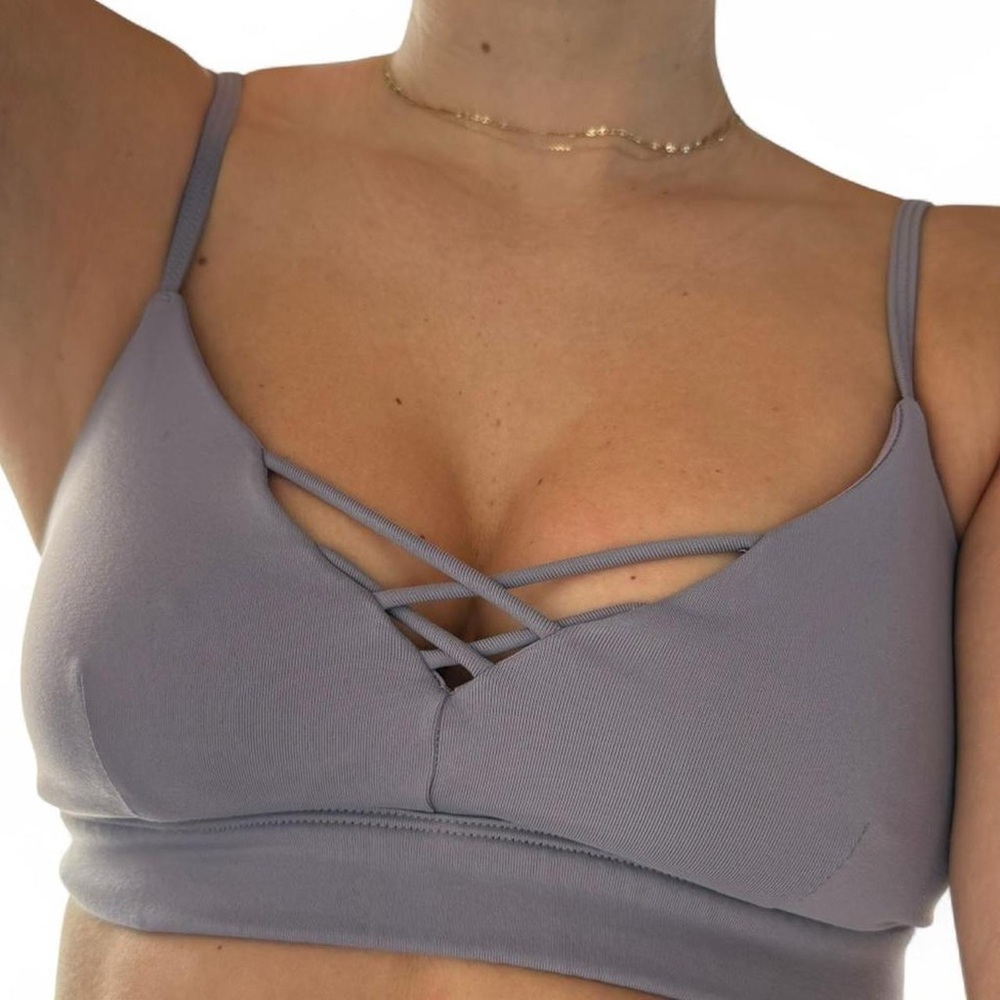 ALO YOGA INTERLACE BRA XS LILAC PURPLE